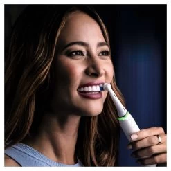 Oral B Oral-B IO Spazzolino Elettrico Ricaricabile 10 Bianco,1 Testina, 1 Custodia Da Viaggio Ricaricabile, 1 Caricatore Sense -Bestes Kleingeräte Geschäft oral b io spazzolino elettrico ricaricabile 10 bianco1 testina 1 custodia da viaggio ricaricabile 1 caricatore sense 1